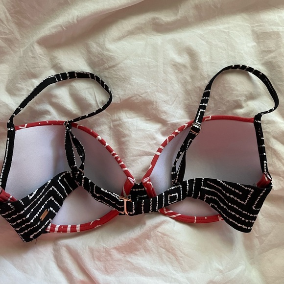 Roxy bikini top - Picture 2 of 3